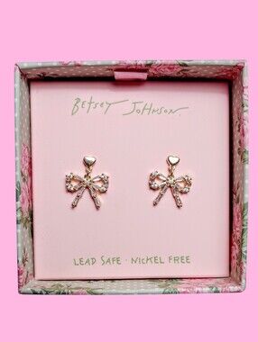 💎*Betsey Johnson* Gold-Tone Crystal Bow Stud Drop Earrings🎀💛